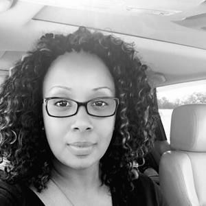 Meet your Posher, Tosha